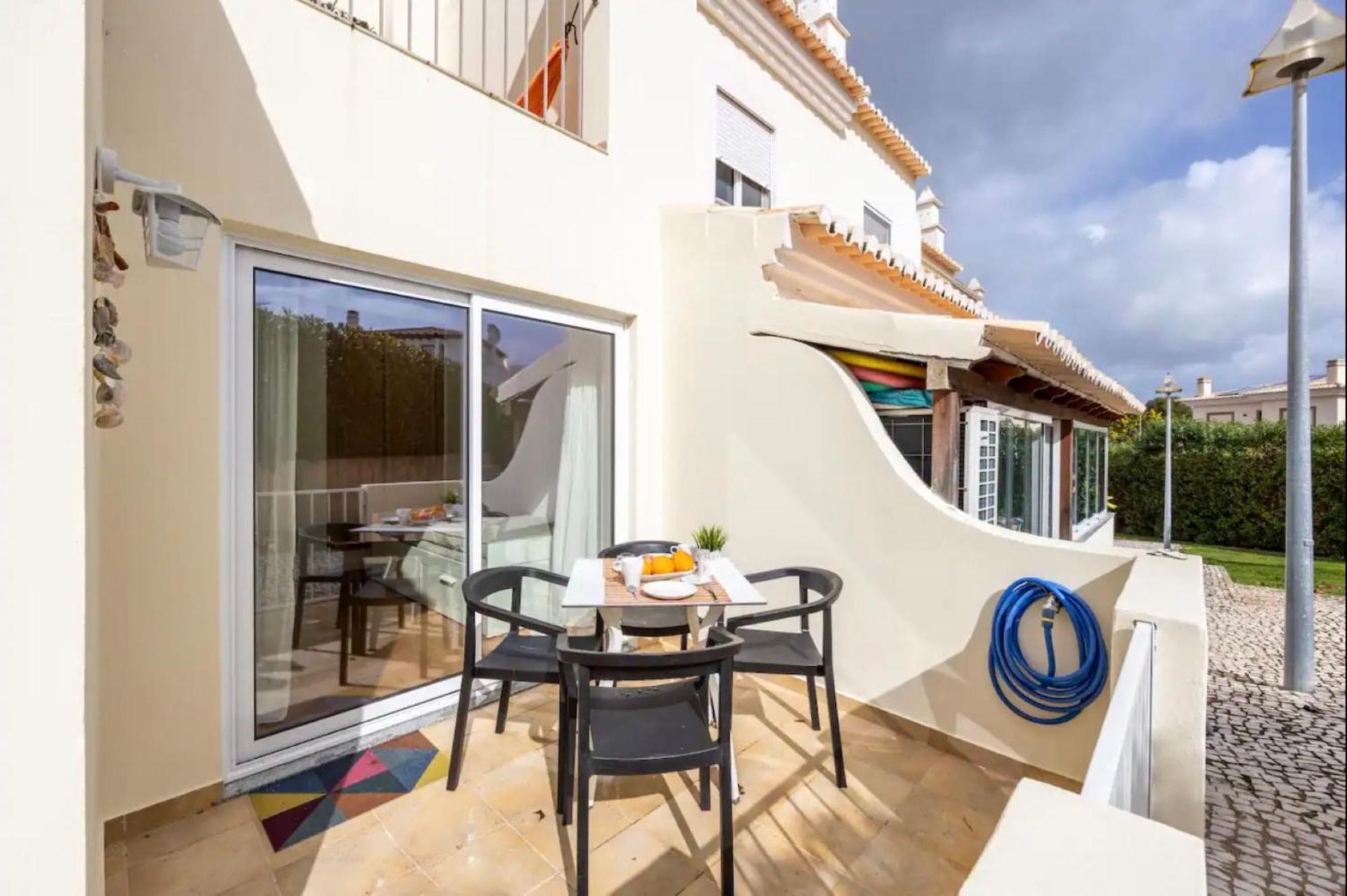 Villa Casa Claudia - Cond Atalaia Lagos Esterno foto